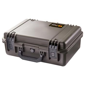 Pelican iM2300 Storm Case has press and pull latches